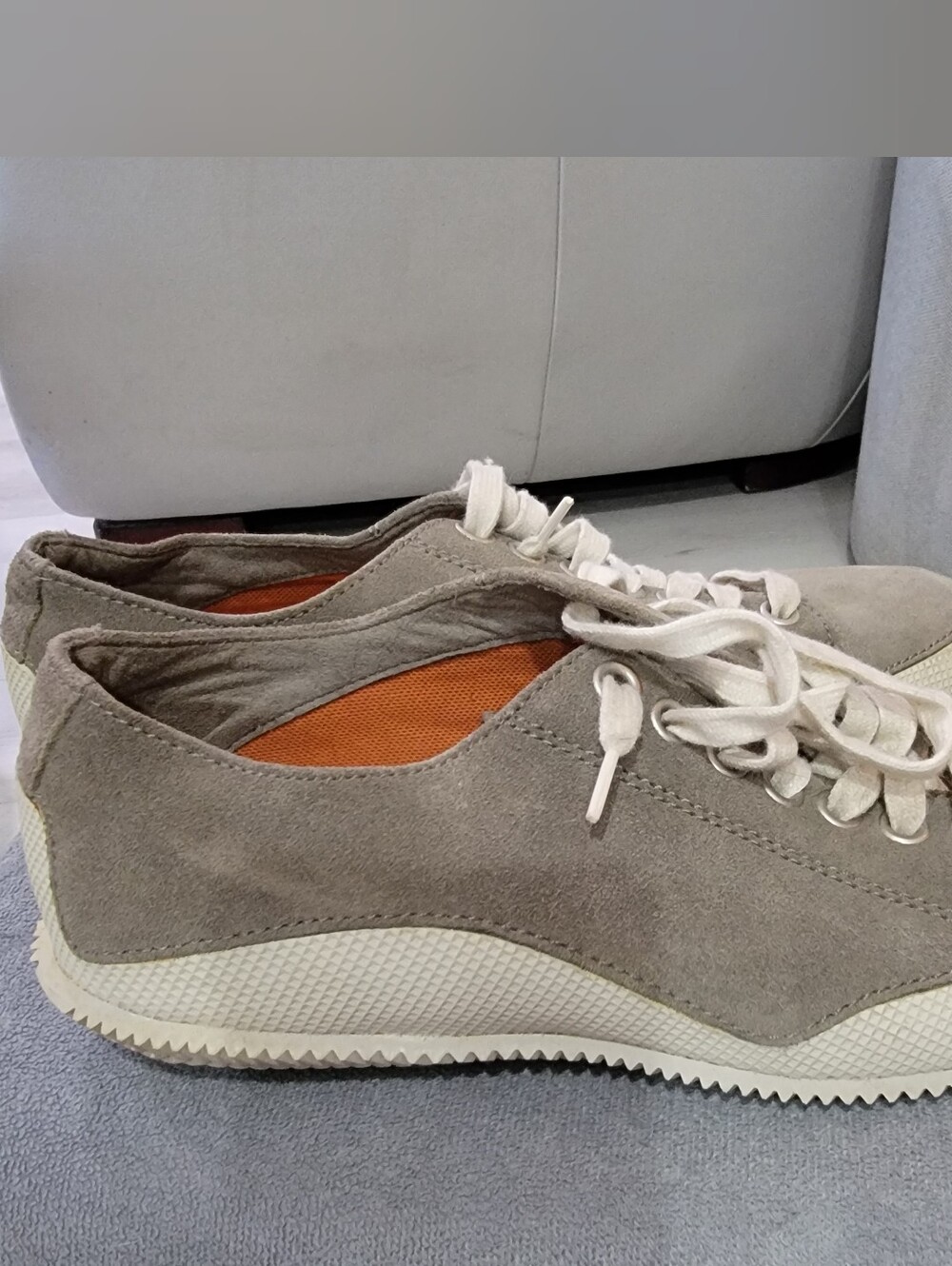 Roots Size 9M Suede Men's Sneaker